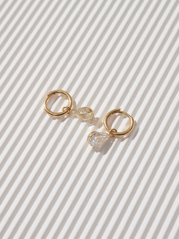 Pear-shape diamond earrings
